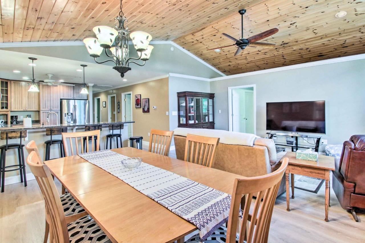 Readfield Retreat With Lake Maranacook Views! Eksteriør billede